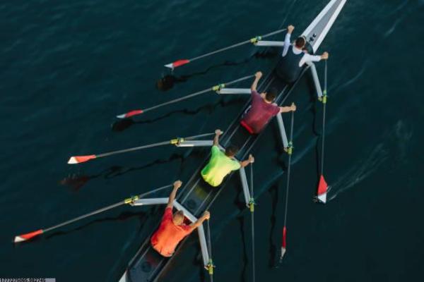 篮球羽毛球培训体育馆